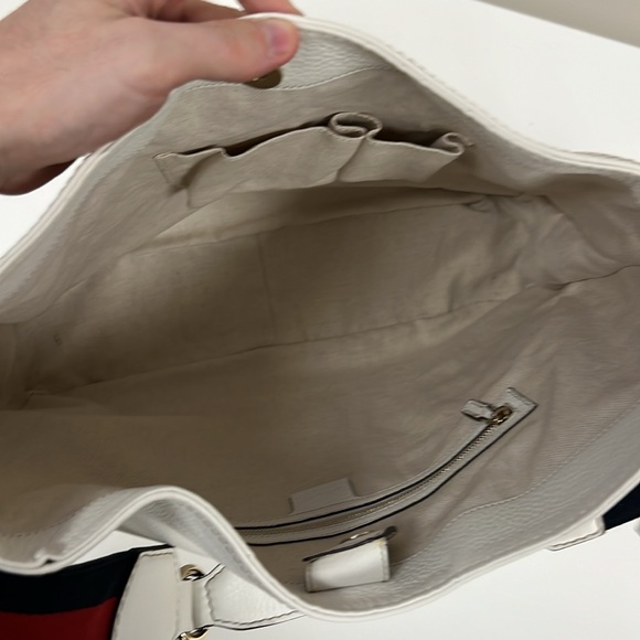 Gucci Sherry White Leather Striped Hobo - Picture 13 of 13